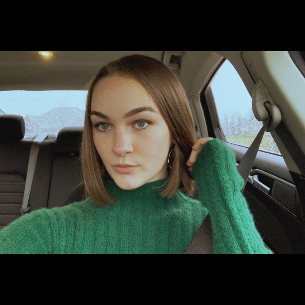 Meet your Posher, Emily
